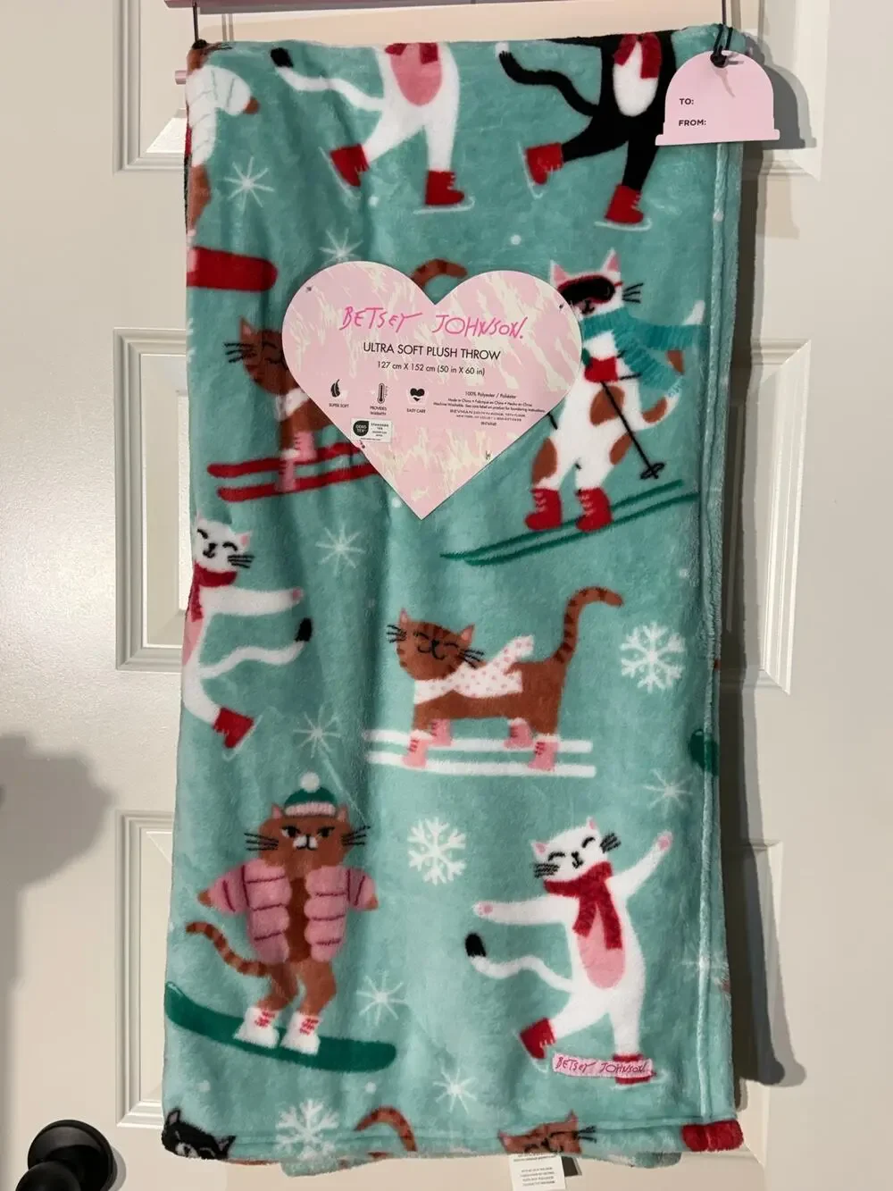 Betsey Johnson Ultra-Soft Plush Throw Blanket with Winter Cat Print, NWT